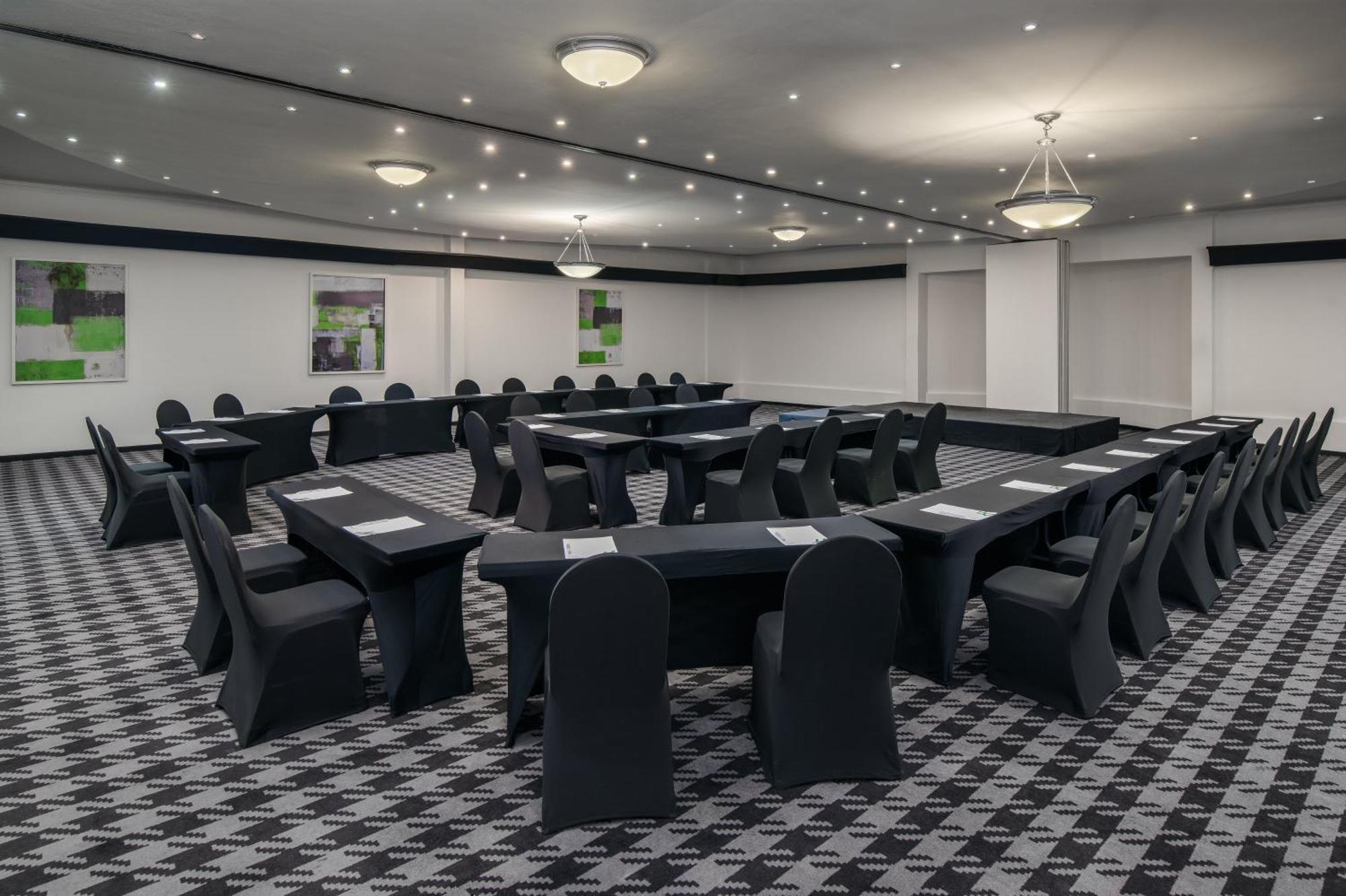 Johannesburg Airport By Ihg 4*