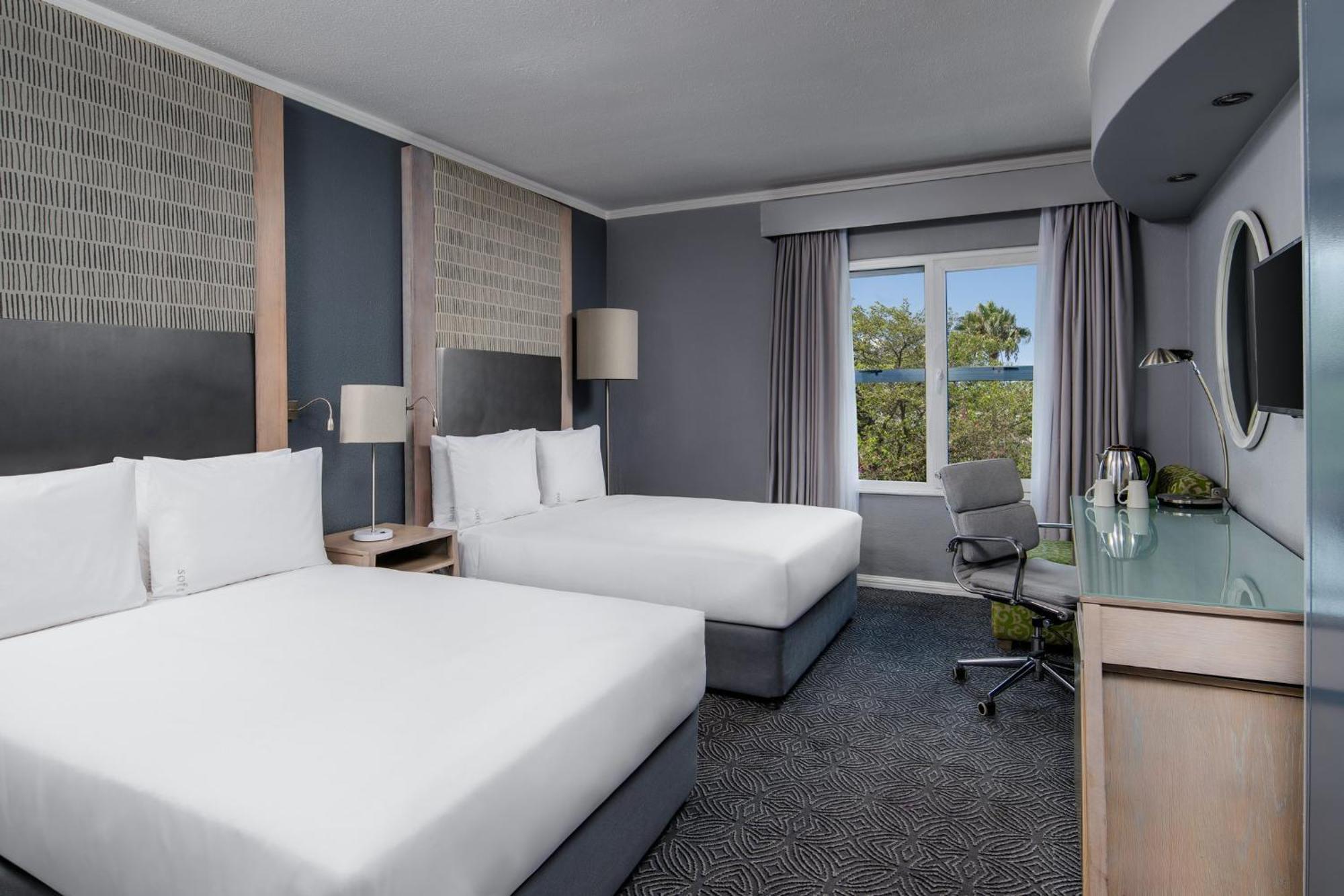 Johannesburg Airport By Ihg Hotel Kempton Park